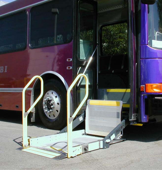Commercial Motorcoach Wheelchair Lift